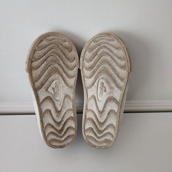 Toddler Boy Slip On Canvas Sneakers | Size 9 | High Tops | Brown Reinforced Toe - Picture 5 of 7